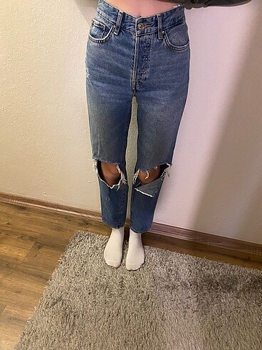 H&M h&m dizleri yırtık jean