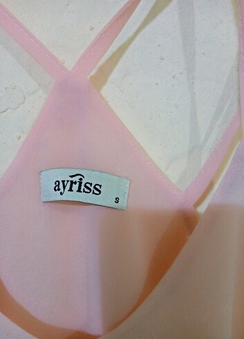s Beden pembe Renk Tertemiz bir kere giyildi kusursuzdur