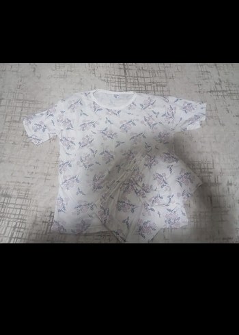 Dantel Detaylı Desenli Hamile Tişörtü - Görsel 3