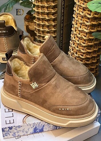 37 Beden camel Renk Amiri