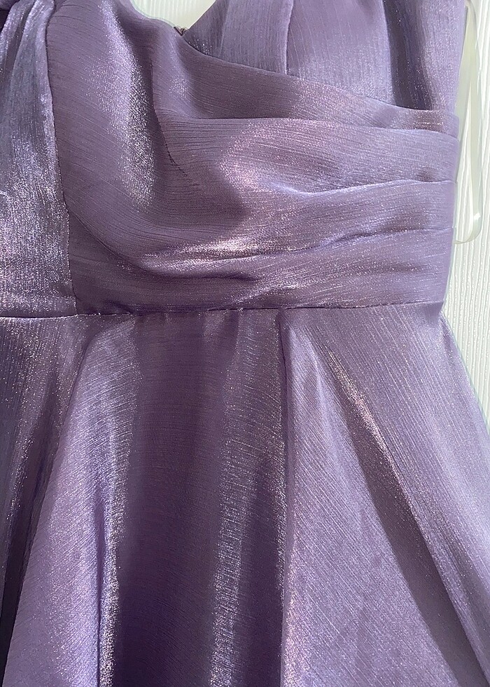 Lila kendinden simli düşük kollu elbise - Görsel 3