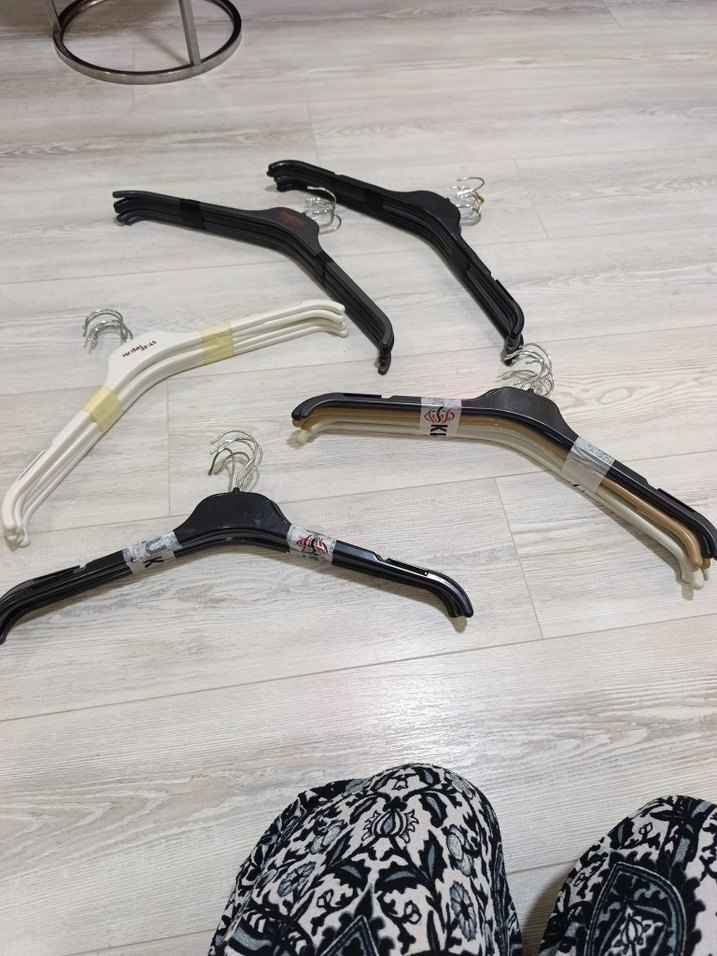 27 adet elbise gömlek bluz tişört askısı - Görsel 2