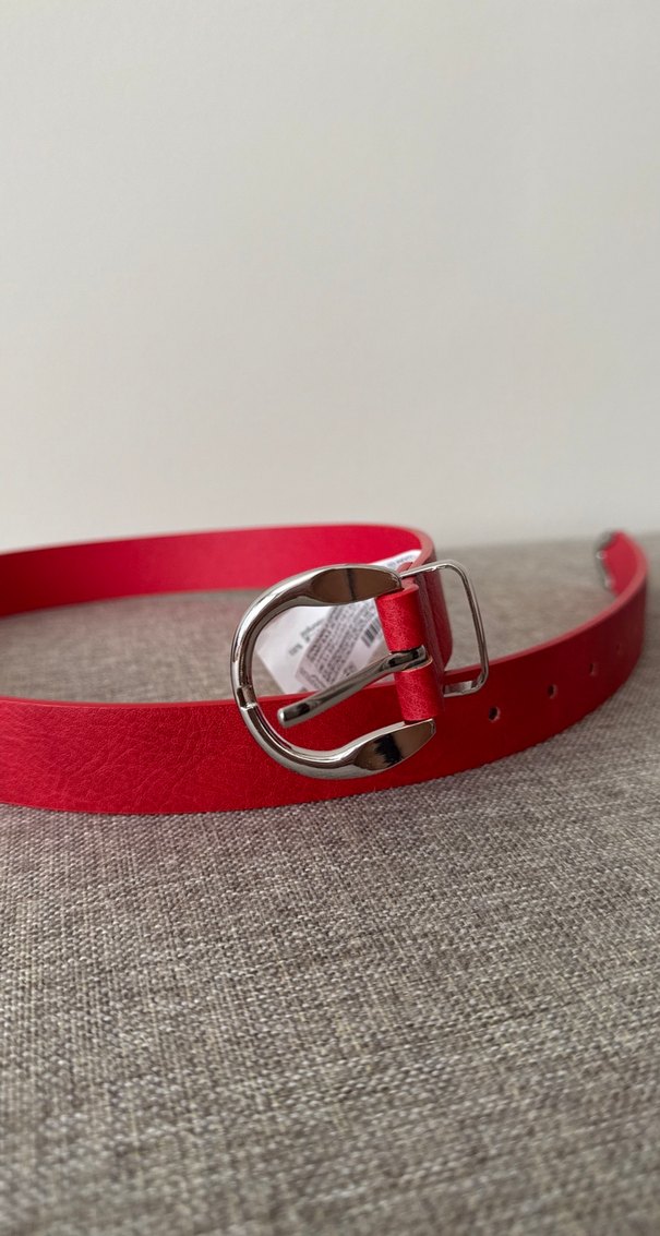Kırmızı Süet Tokalı Kadın Kemer - Görsel 2