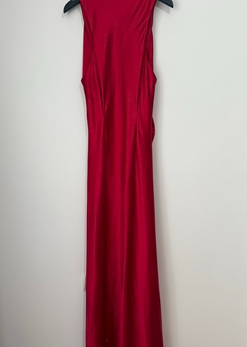 Kırmızı Saten Drapeli Uzun Elbise - Görsel 4