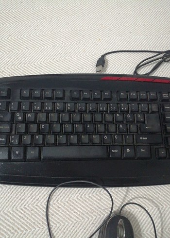 Kablolu Kırmızı-Siyah Klavye ve Mouse Seti - Görsel 2