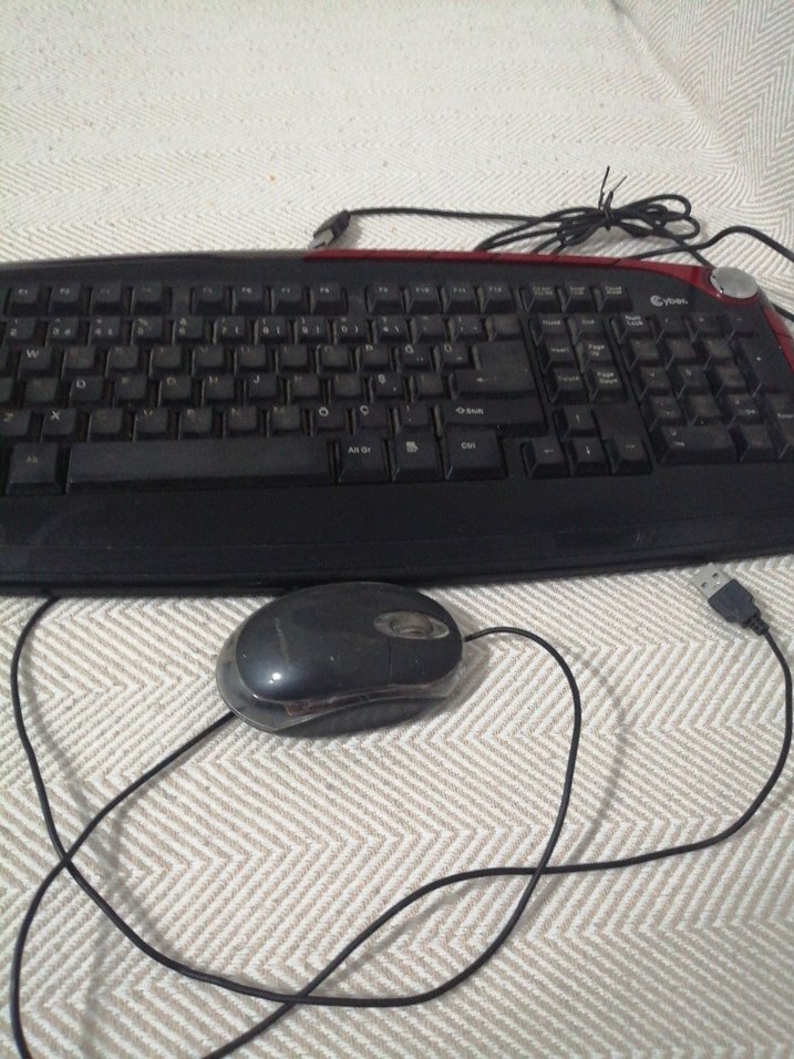 Kablolu Kırmızı-Siyah Klavye ve Mouse Seti - Görsel 4