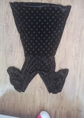 siyah kadife puantiyeli elbise - Görsel 2