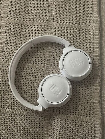 520 BT JBL ( açıklamayı okuyun)!!
