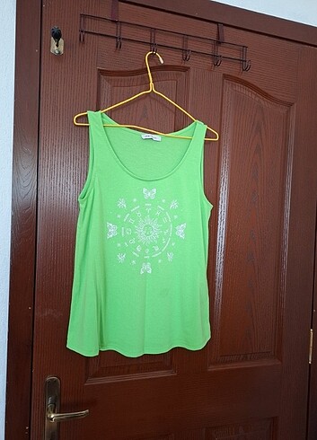 LC Waikiki LCW Önü Baskılı Kadın Tshirt