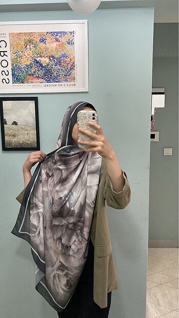 Gül desen şal