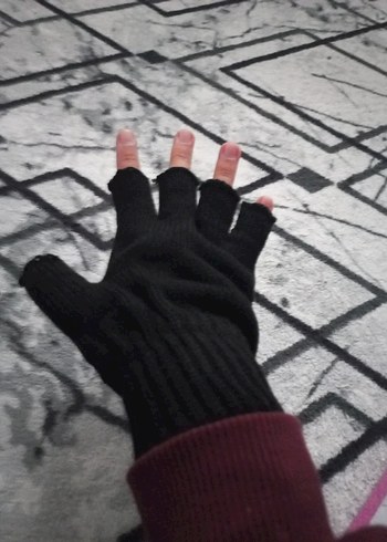 Parmaksız Eldiven - Görsel 2