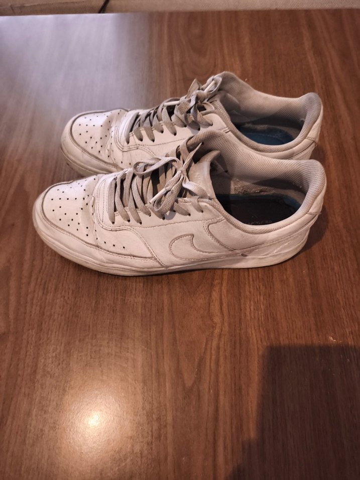 Nike Beyaz Bağcıklı Erkek Spor Ayakkabısı - Görsel 2