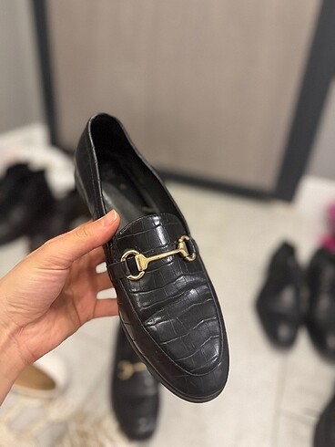 H&M Babet