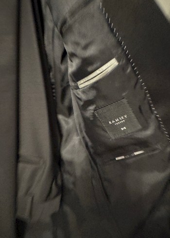 Siyah damatlık takım elbise - Görsel 2