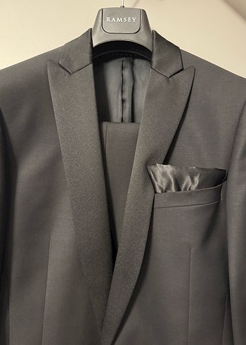 Siyah damatlık takım elbise - Görsel 4