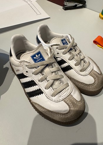 Adidas 23