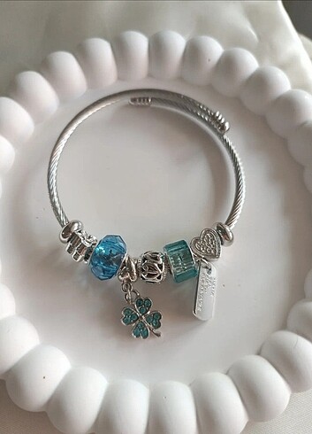 MAVI YONCA PANDORA BİLEKLİK 