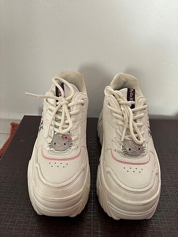 Bershka Hello kitty platform topuk spor ayakkabı