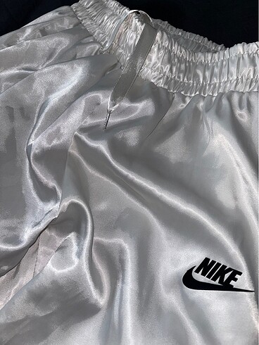 m Beden Saten nike jogger