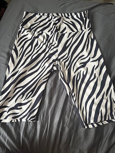 Zebra şort