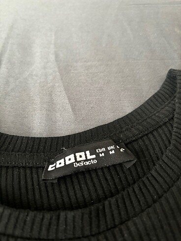 Zara Siyah crop tişört