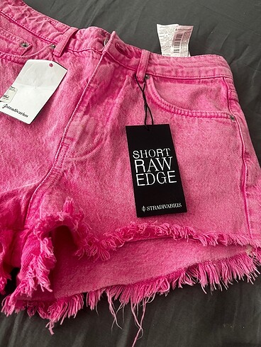 Stradivarius Pembe kot şort