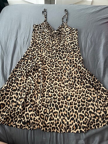 Leopar elbise