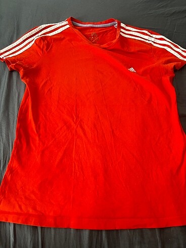 Adidas tişört