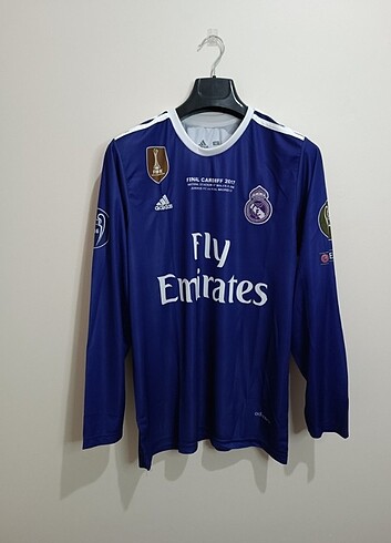 Uzun Kollu Mor Ronaldo Forması