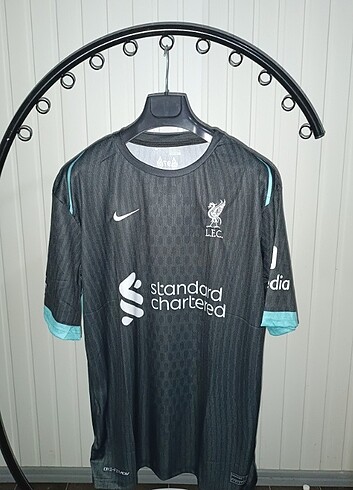 2 adet Liverpool Forması 