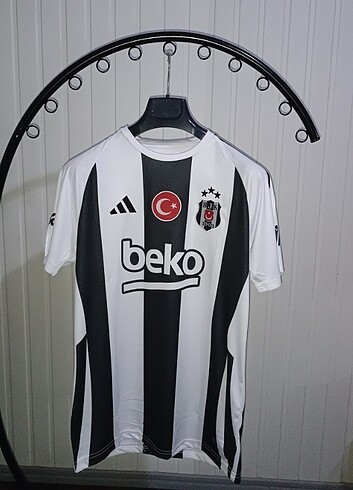 Beşiktaş İç Saha Forması