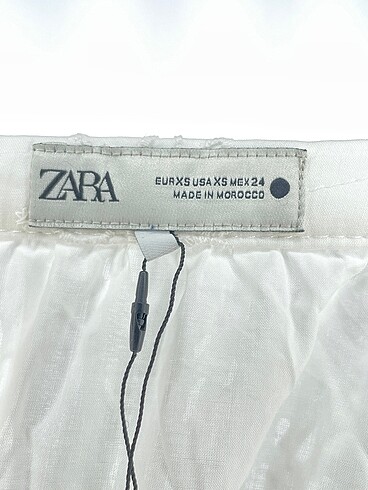 xs Beden beyaz Renk Zara Midi Etek %70 İndirimli.