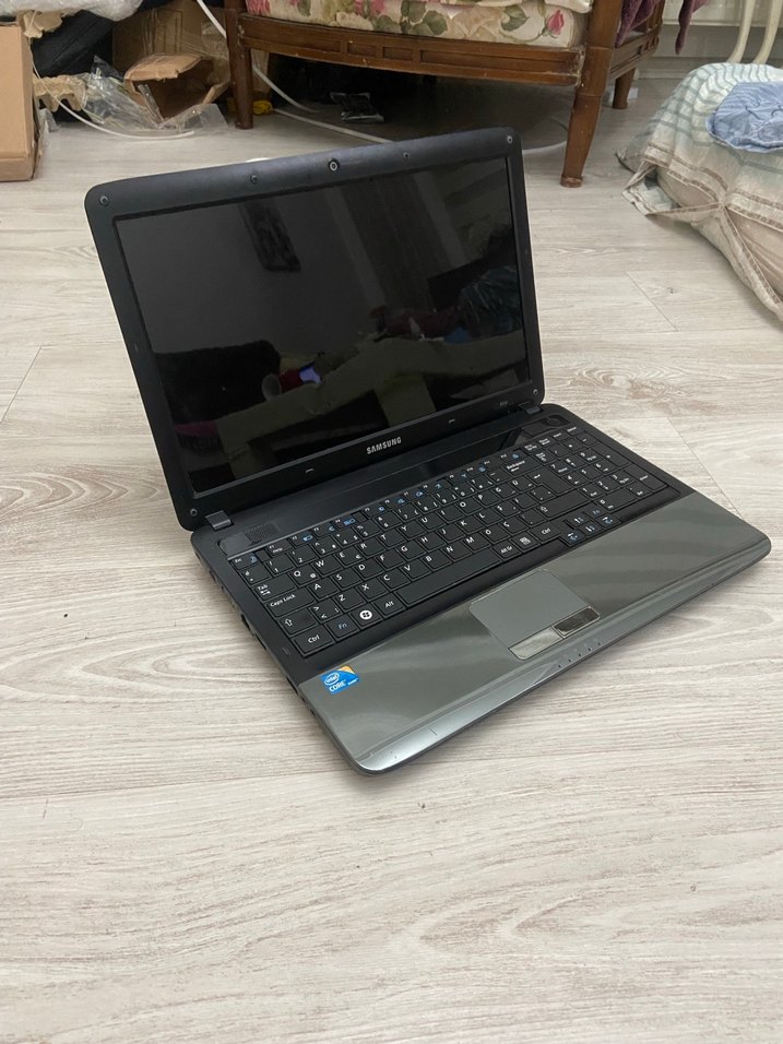 SAMSUNG İ5 LAPTOP - Görsel 2