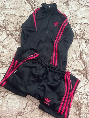 Adidas eşofman takımı