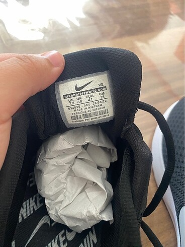 41 Beden siyah Renk Spor ayakkabısı hiç giyilmedi