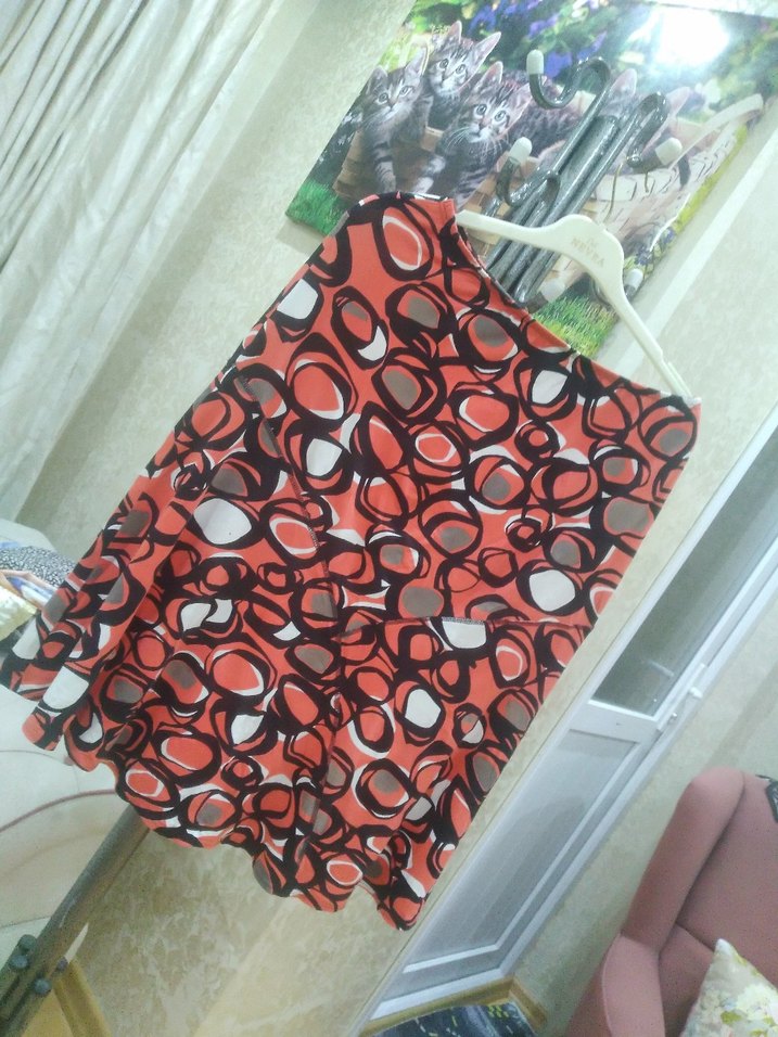 Kırmızı Desenli Pilili Mini Etek - Görsel 2