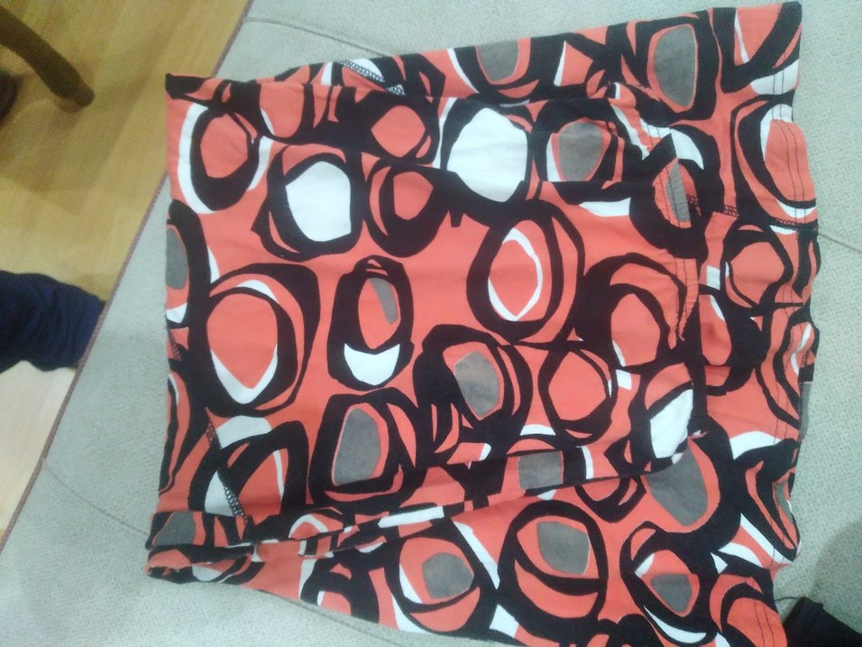 Kırmızı Desenli Pilili Mini Etek - Görsel 4