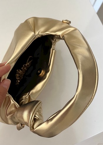 Parlak Altın Renk Kadın Deri Çanta - Görsel 4