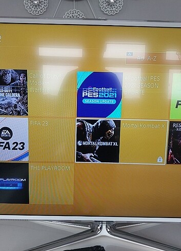 Playstation 4 500gb +2 Kol oyunlar dahil az kullanılmış hasarı y