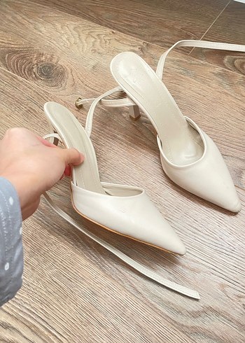 Beyaz Stiletto Topuklu Kadın Abiye Ayakkabı - Görsel 3