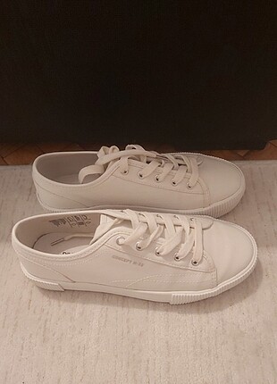 H&M SPOR AYAKKABI 