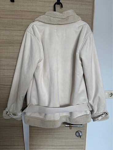 Zara pelus mont