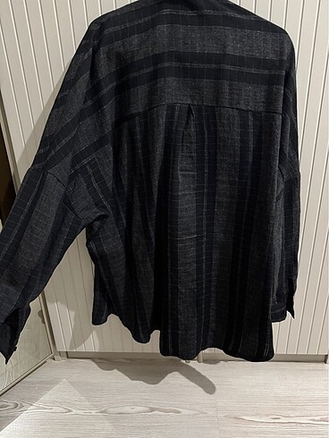diğer Beden siyah Renk trendyol oversize simli gömlek