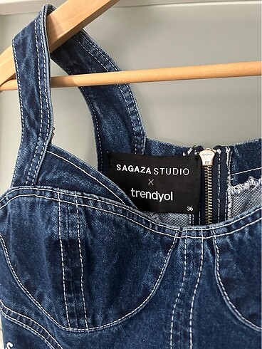 36 Beden mavi Renk SAGAZA Studio kot crop üst
