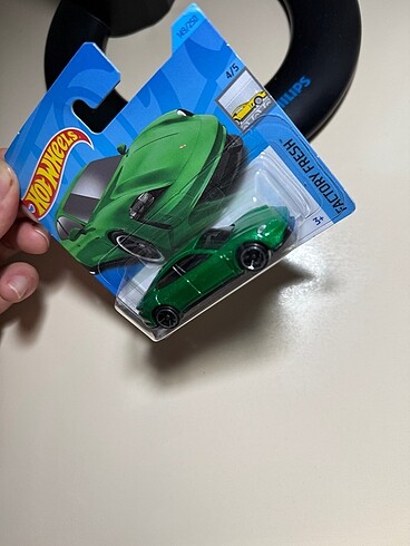  Beden Hot Wheels Porsche Taycan S Turbo