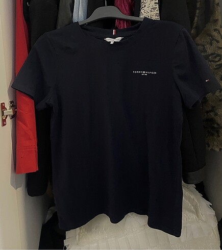 tommy hilfiger tişört