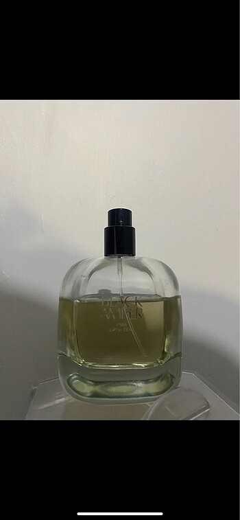 Zara black amber parfüm