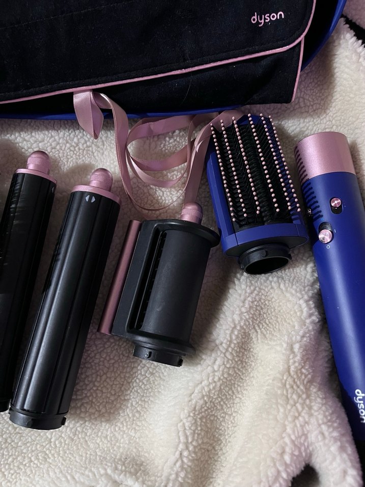 Dyson 7 başlıklı saç şekillendirici - Görsel 3