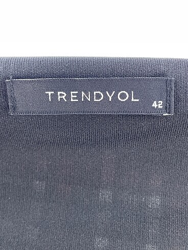 42 Beden çeşitli Renk Trendyol & Milla Bluz %70 İndirimli.