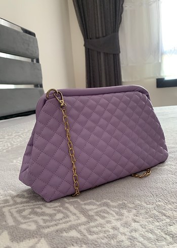 Zara Mor Zincir Detaylı Kadın Çanta